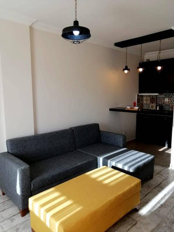 Voswos Garage Coffee Hotel อันตัลยา ภายนอก รูปภาพ