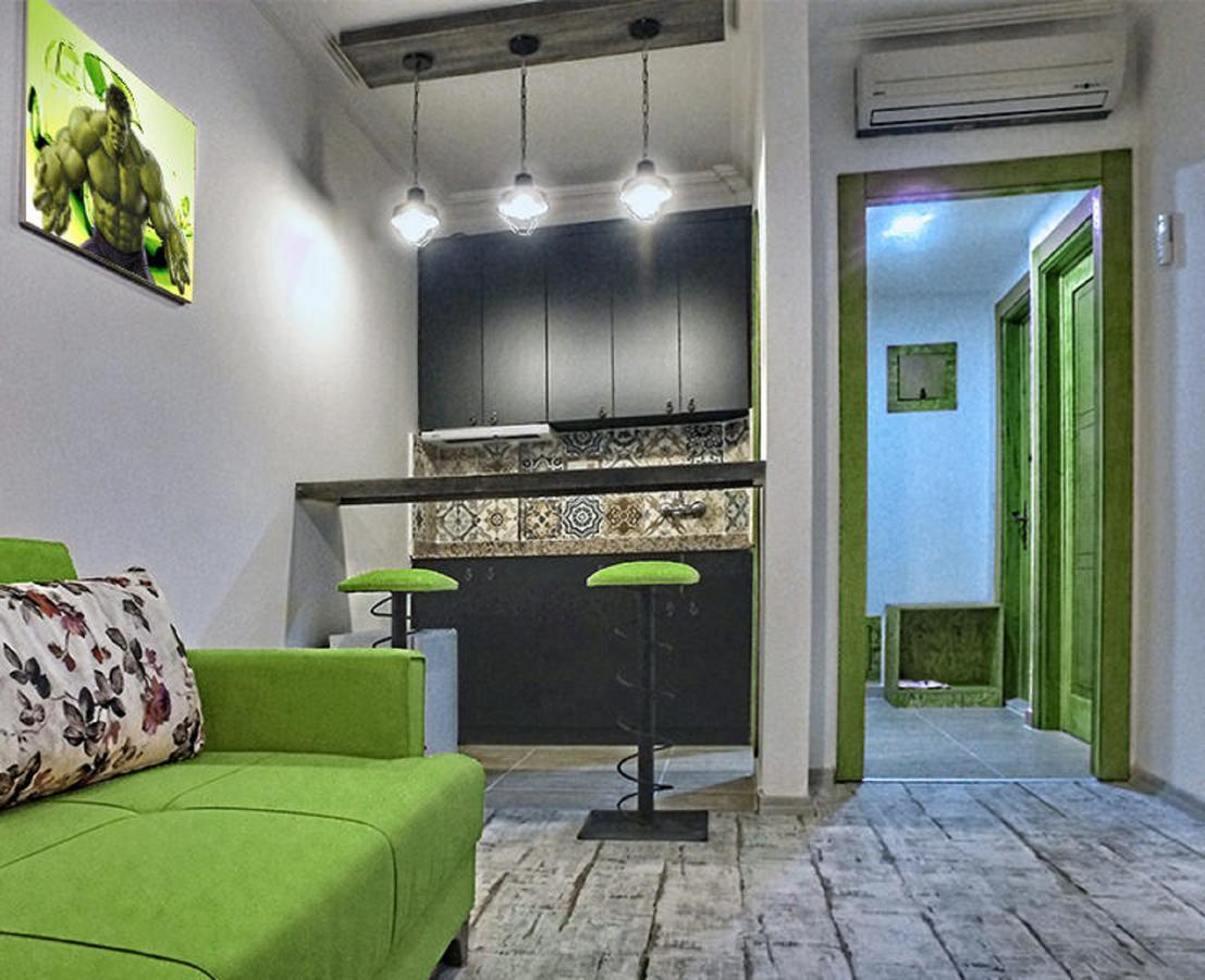 Voswos Garage Coffee Hotel อันตัลยา ภายนอก รูปภาพ
