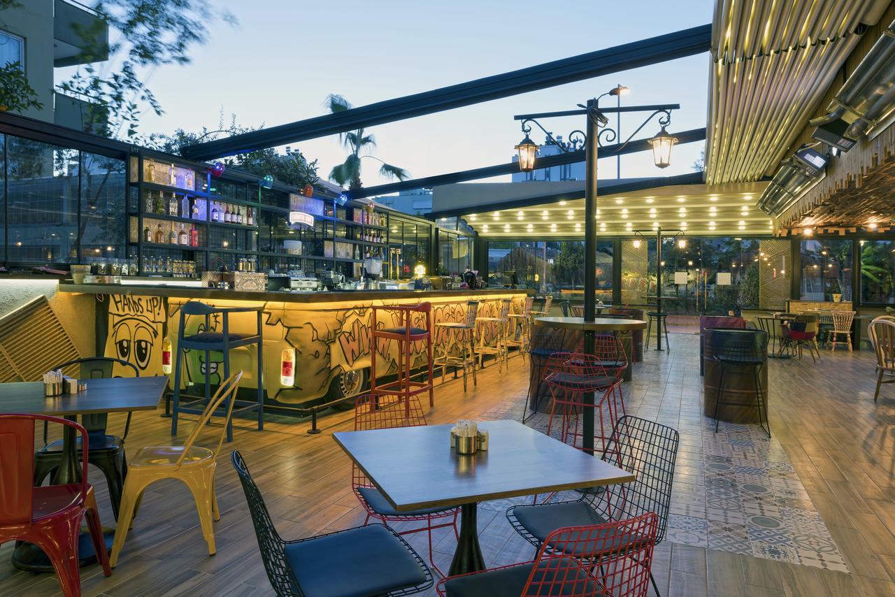 Voswos Garage Coffee Hotel อันตัลยา ภายนอก รูปภาพ