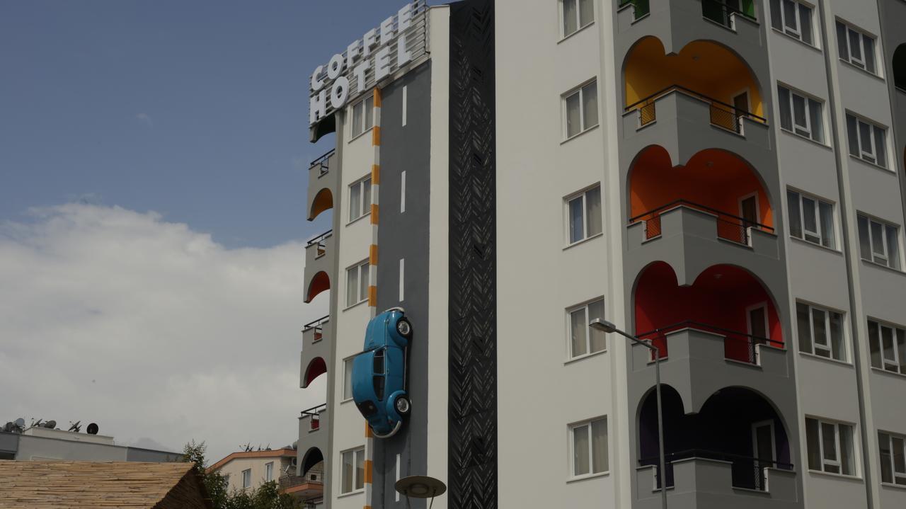 Voswos Garage Coffee Hotel อันตัลยา ภายนอก รูปภาพ