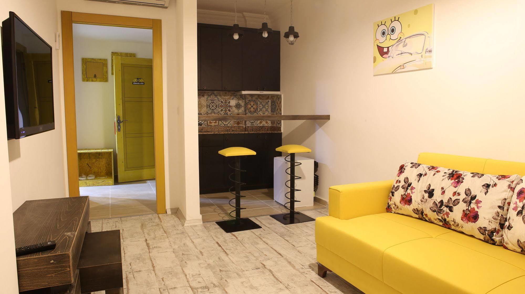 Voswos Garage Coffee Hotel อันตัลยา ภายนอก รูปภาพ